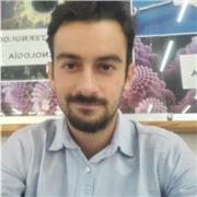 Profesor de programación y matemáticas con 7 años de experiencia, ofrece clases online